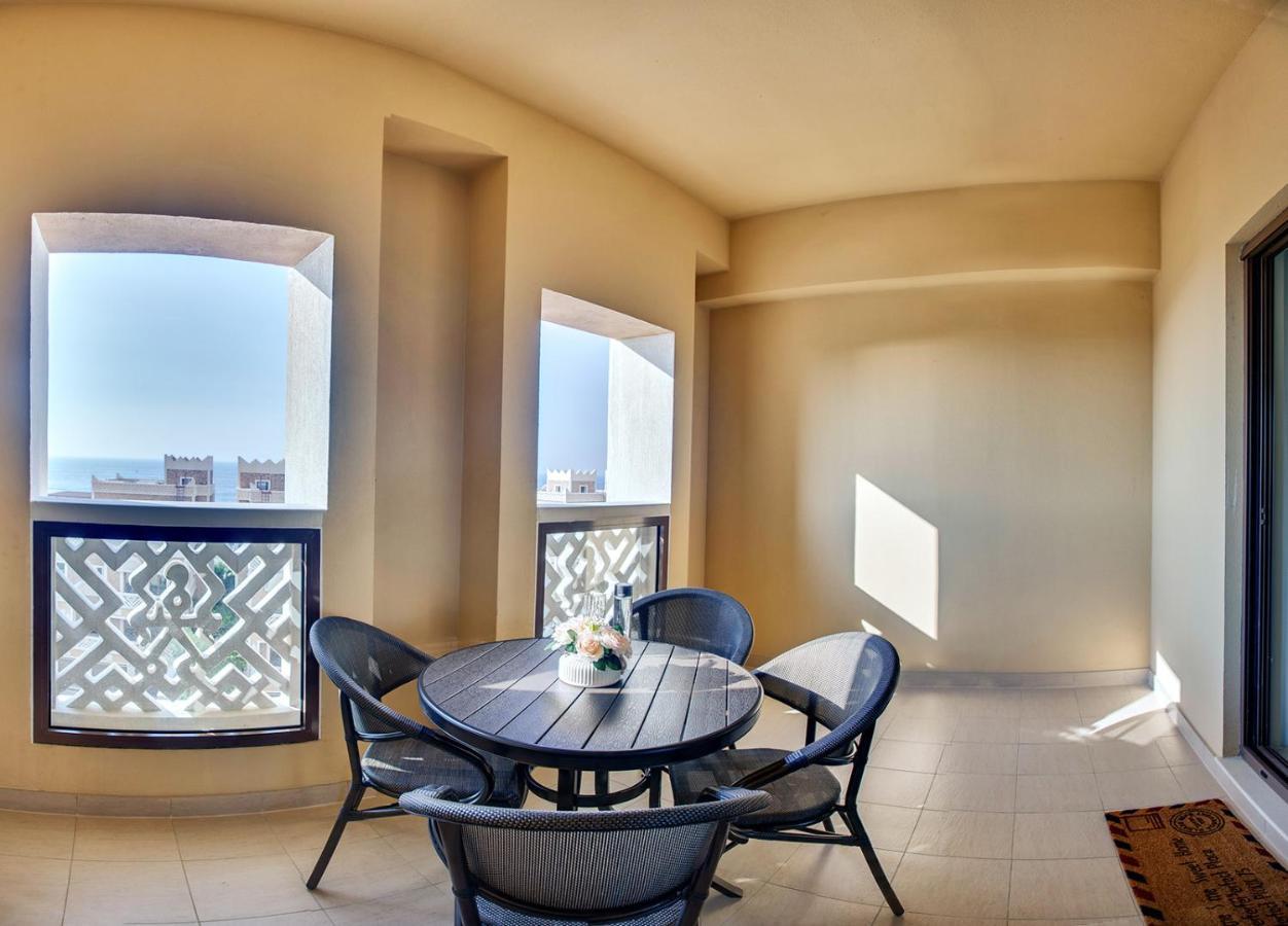 Harmony Vacation Homes - Balqis Residence Дубай Экстерьер фото