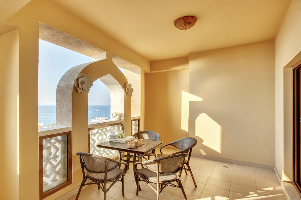 Harmony Vacation Homes - Balqis Residence Дубай Экстерьер фото
