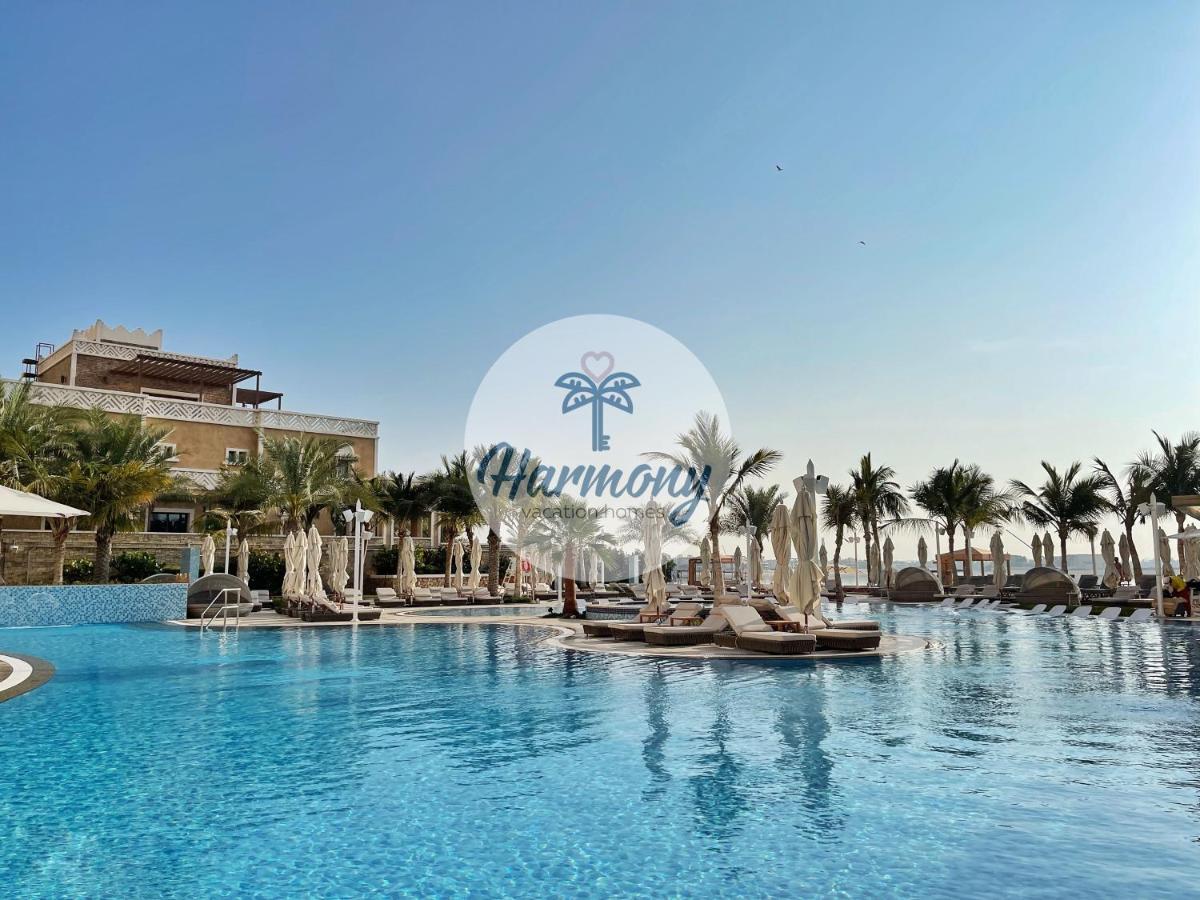 Harmony Vacation Homes - Balqis Residence Дубай Экстерьер фото