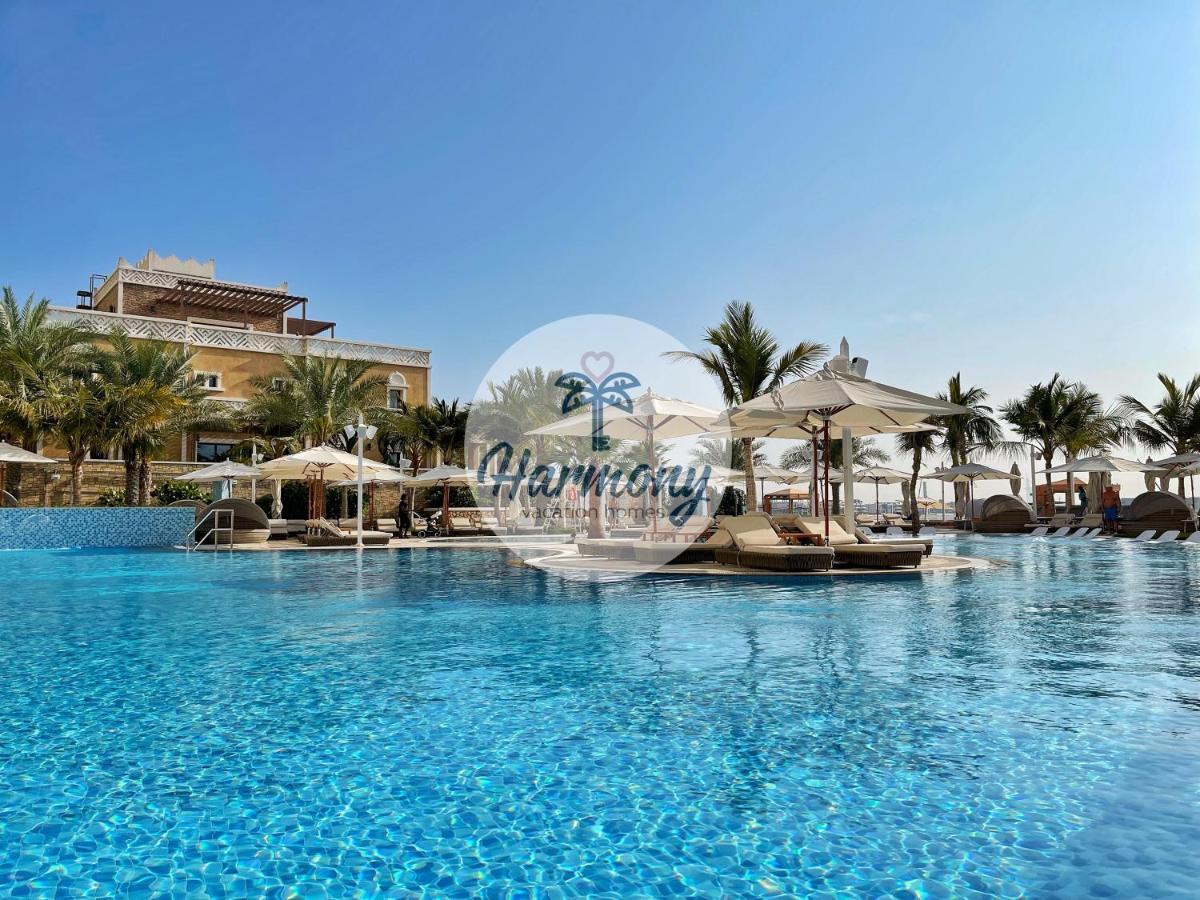 Harmony Vacation Homes - Balqis Residence Дубай Экстерьер фото